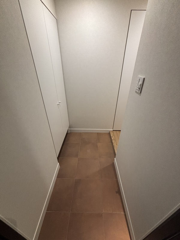 ルミエール三番町の玄関|ルミエール三番町