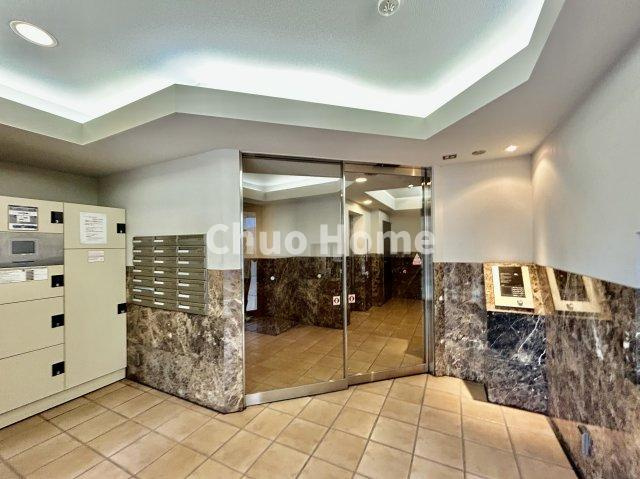 シースペース堀切の防犯設備|【オートロック】オートロックシステムでセキュリティ充実。当たり前ですが、安全で安心して暮らすのって大事ですよね。お探しのご条件でオートロック付きの物件を探す方も多いですがやはりセキュリティは大事です。