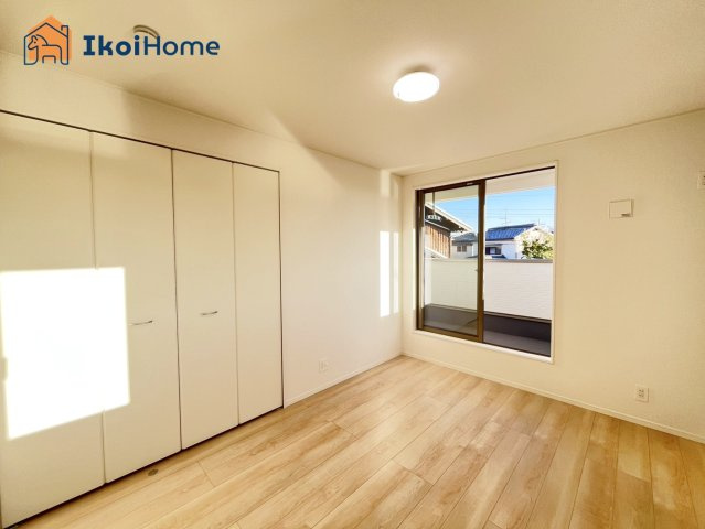 明石市大久保町谷八木第6　7号棟　の子供部屋|◆同社施工例◆フローリング材には、木目、色調など木材特有の風合いがあり、ナチュラルな美しさです！
