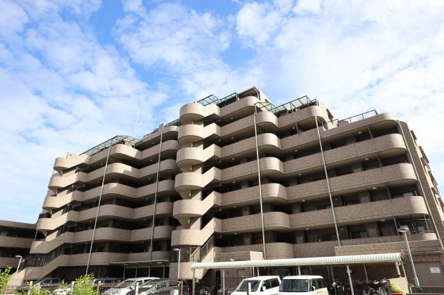 リベール加古川シティＷＥＳＴ弐番館の外観|リベール加古川シティ外観。