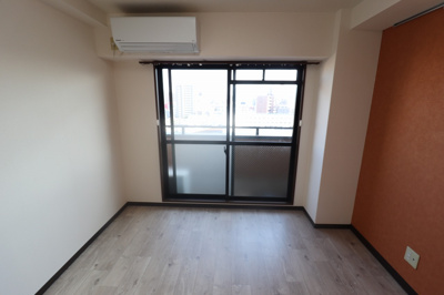 【洋室】 | インターナショナル関目