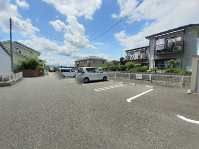 【駐車場】 | ヒルズソレイユ