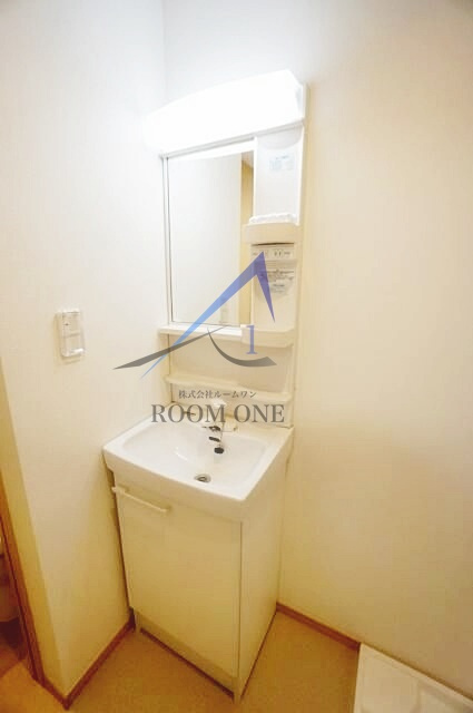 グランシャレー亀有Ⅰの洗面所|洗面台です。