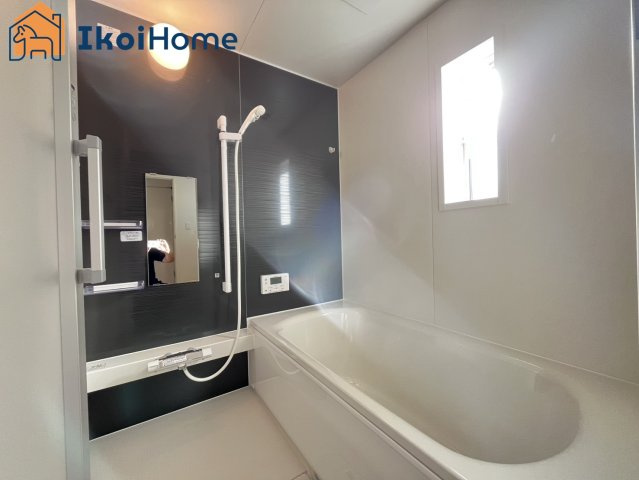 明石市大久保町谷八木第6　8号棟　の浴室|【ホームページに現地動画掲載中】●年中無休：当日予約可●小窓ございますので通気・換気良好です。