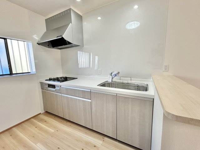 高知市石立町　中古戸建てのキッチン