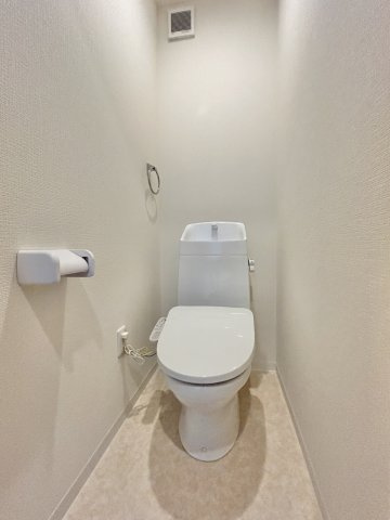 高知市石立町　中古戸建てのトイレ|1F