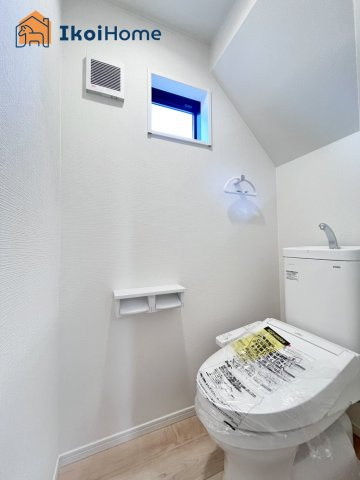 明石市大久保町谷八木第6　3号棟　のトイレ|【ホームページに現地動画掲載中】●年中無休：当日予約可●1階・2階ウォッシュレット付のお手洗い。