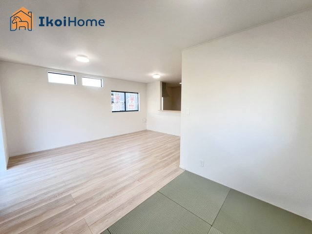 明石市大久保町谷八木第6　3号棟　の内装|【ホームページに現地動画掲載中】●年中無休：当日予約可●和室3帖です。リビングに隣接しており便利！