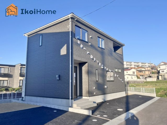 明石市大久保町谷八木第6　3号棟　のエントランス|【ホームページに現地動画掲載中】●年中無休：当日予約可●周辺交通量が少ないので静かです。