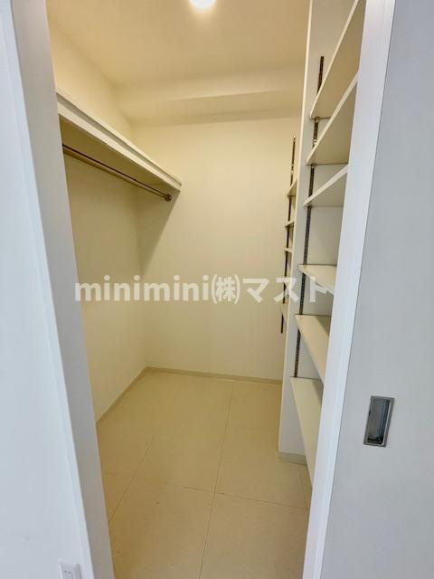 イーストモート高麗橋の収納