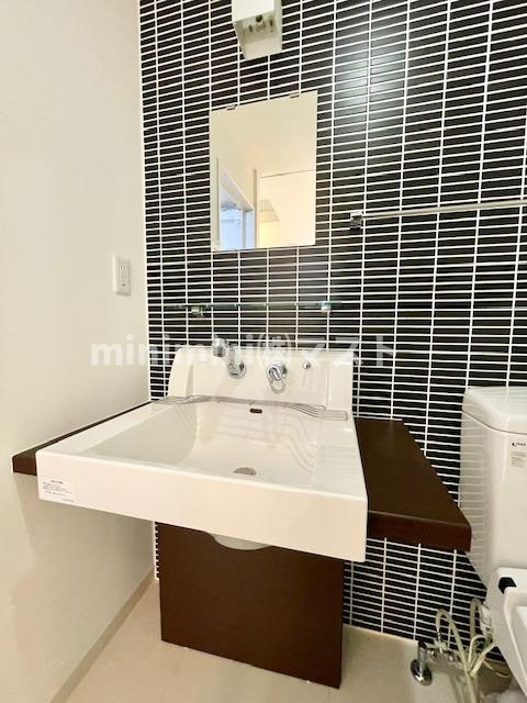 イーストモート高麗橋の洗面所