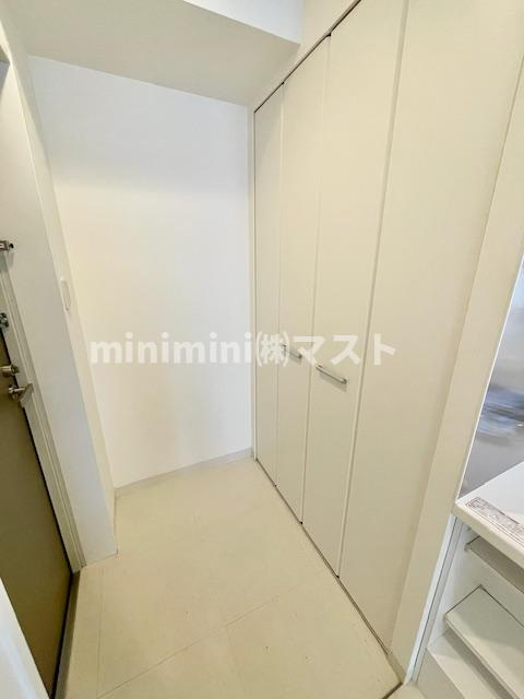 イーストモート高麗橋の玄関