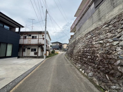【前面道路含む現地写真】 | 戸建　吉藤2丁目