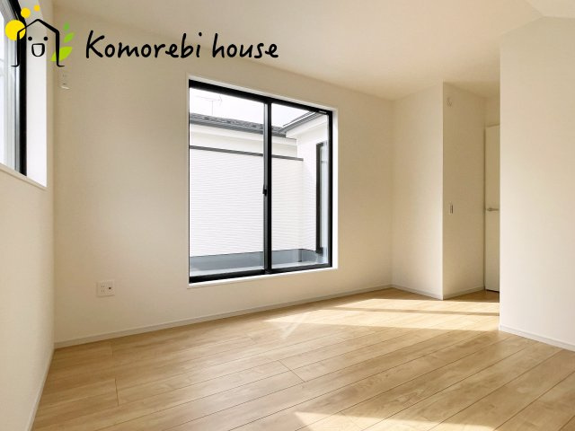 上尾市浅間台　12期　新築一戸建て　グレース　02の寝室|落ち着いた色調の寝室です