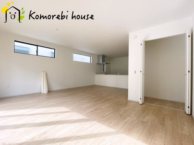 上尾市浅間台　12期　新築一戸建て　グレース　02の居間・リビング|こちらのリビングで趣味の時間をお楽しみください