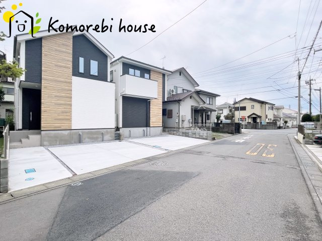 上尾市浅間台　12期　新築一戸建て　グレース　02の前面道路含む現地写真|前面道路含む現地写真です