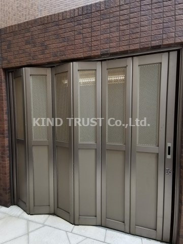 ライジングコート梅田サンライズのその他共用部分|敷地内にゴミ置き場あります