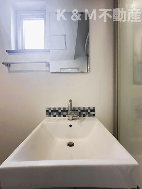 ボヌールの洗面所|ゆったりとスペースのある洗面所