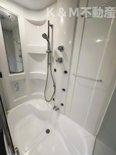 ボヌールの浴室|日々の疲れを癒すお風呂付です