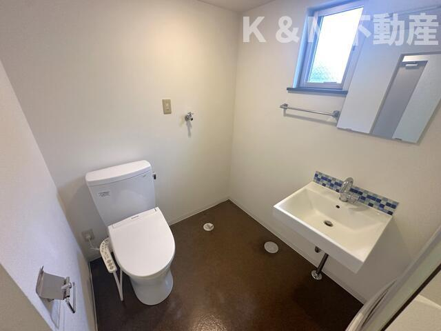 ボヌールのトイレ|清潔感のあるトイレです