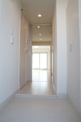 リブリ・ノエルの玄関