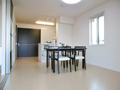 【居間・リビング】 | ルーブル （D-ROOM） | 他号室参考写真