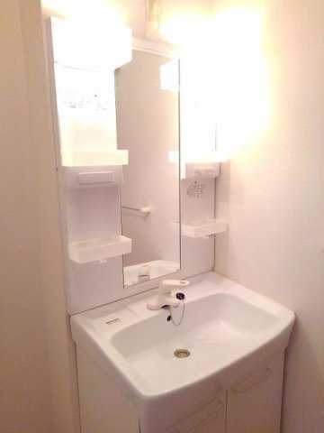 セレーノ　Ａ棟の洗面所