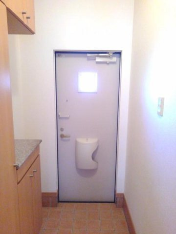 セレーノ　Ａ棟の玄関