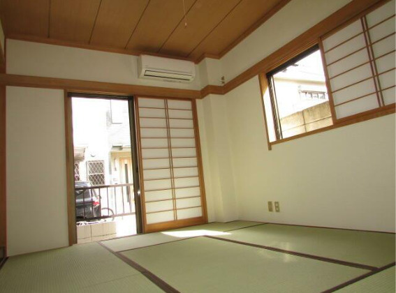 高崎貸家A　リフォーム済　屋上テラス　和室のその他