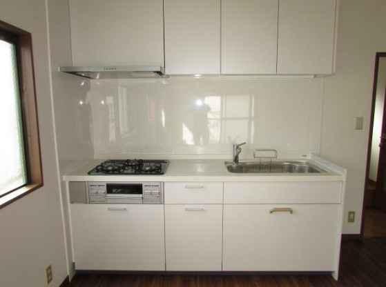 高崎貸家A　リフォーム済　屋上テラス　和室のキッチン