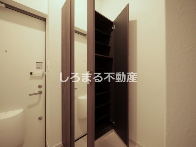 コート・ド・ボーヌ深江南南棟の収納