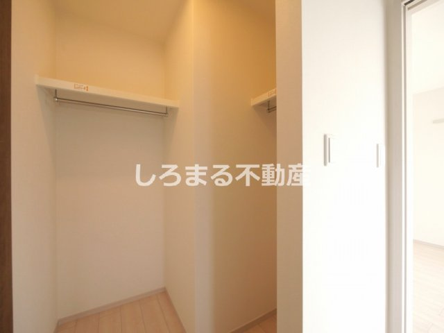 コート・ド・ボーヌ深江南南棟の収納