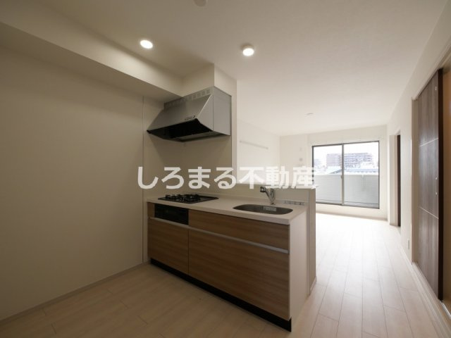 コート・ド・ボーヌ深江南南棟のキッチン