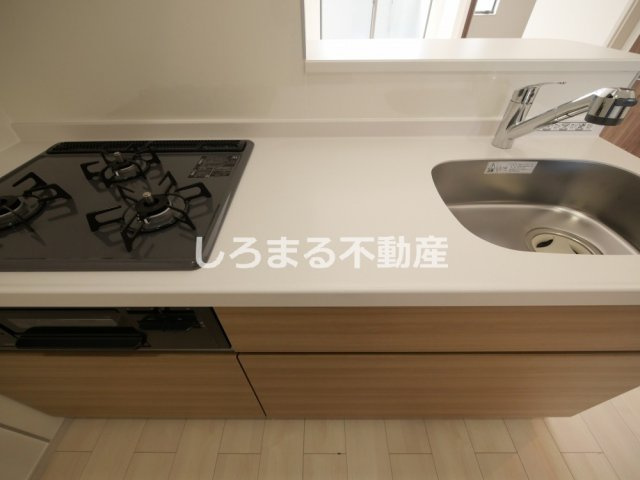 コート・ド・ボーヌ深江南南棟のキッチン