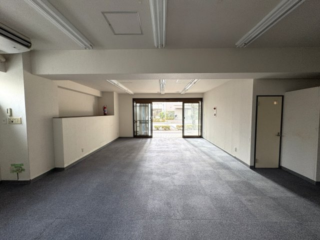 エリナスビルの内装