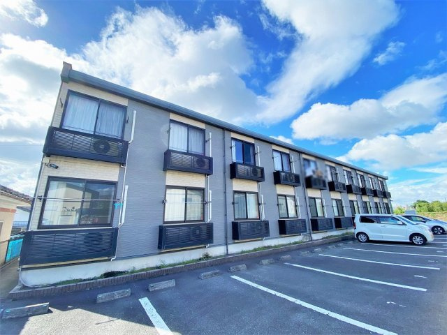 レオパレス都城ＫＥＩの外観