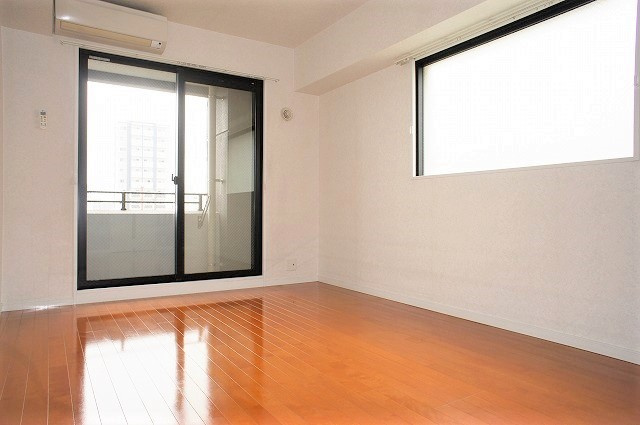 エンクレスト天神東Ⅱの居間・リビング|ゆったりとした居間です