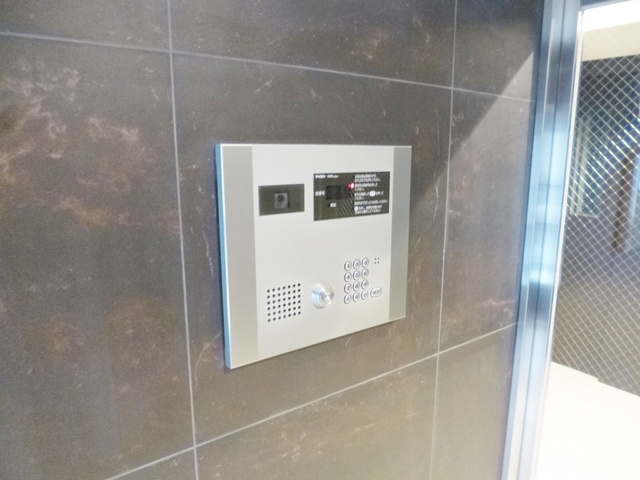 ディアレイシャス王子神谷のセキュリティ|オートロックもございます☆