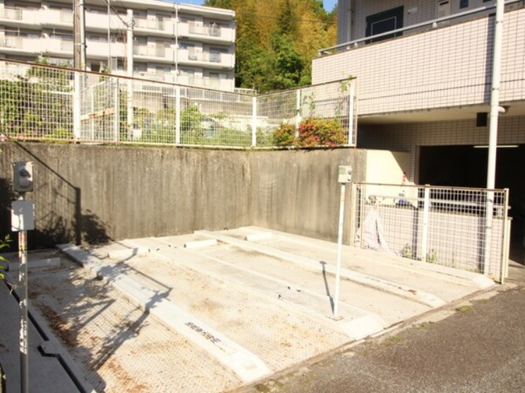 ウィン読売ランドの駐車場