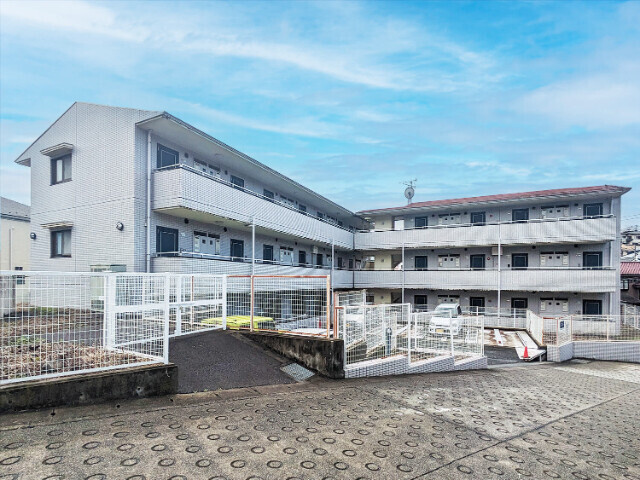 ウィン読売ランドの外観