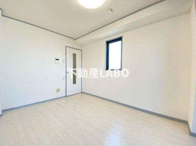 オーキッドコート田辺の居間・リビング