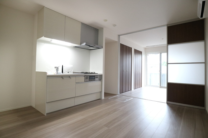 LAUREUS KUGAの居間・リビング