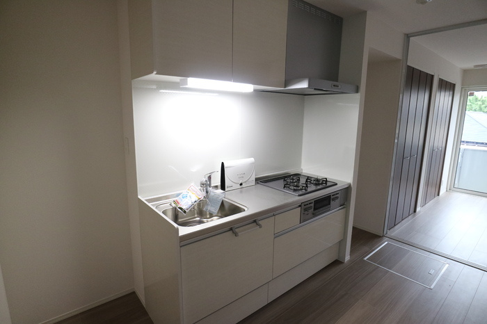 LAUREUS KUGAのキッチン