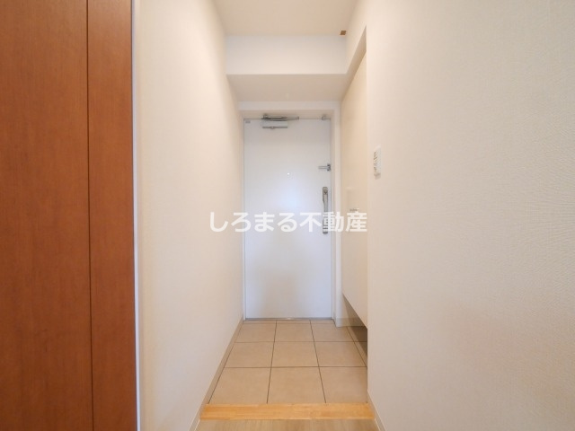 ドゥーエ森ノ宮の玄関