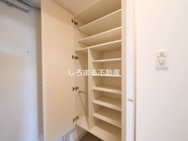 ドゥーエ森ノ宮の収納