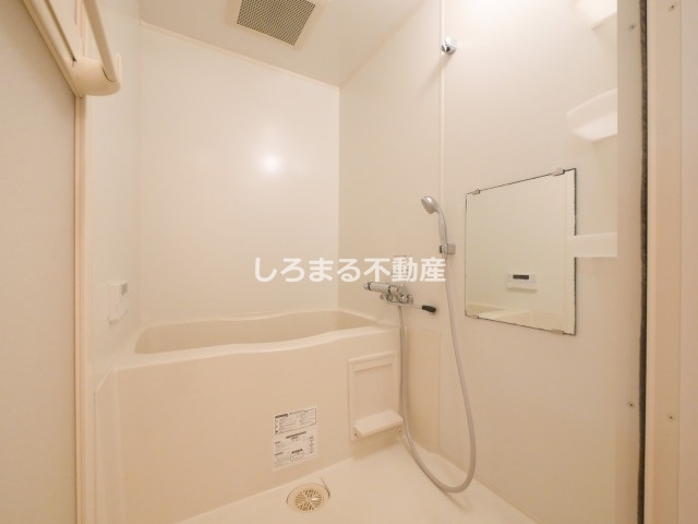 ドゥーエ森ノ宮の浴室