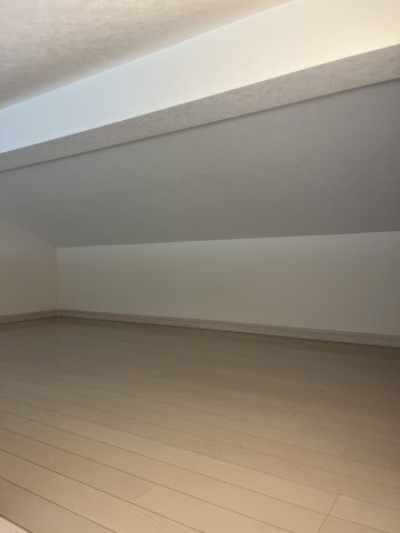 中野区大和町１丁目のアパートの寝室