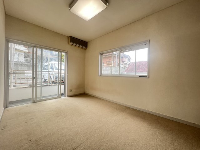 下畑町貸家の子供部屋