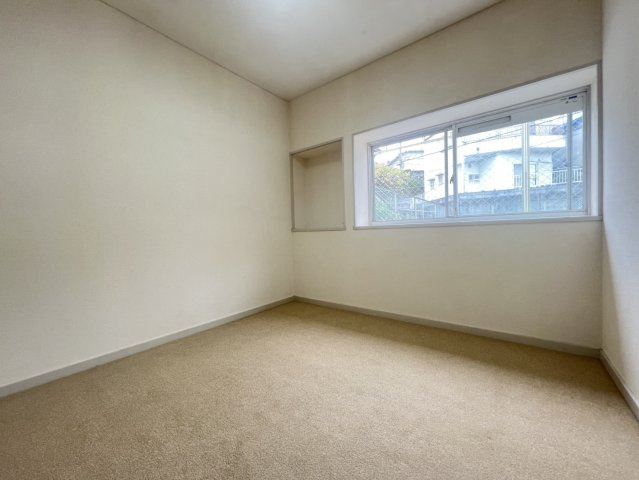 下畑町貸家の寝室