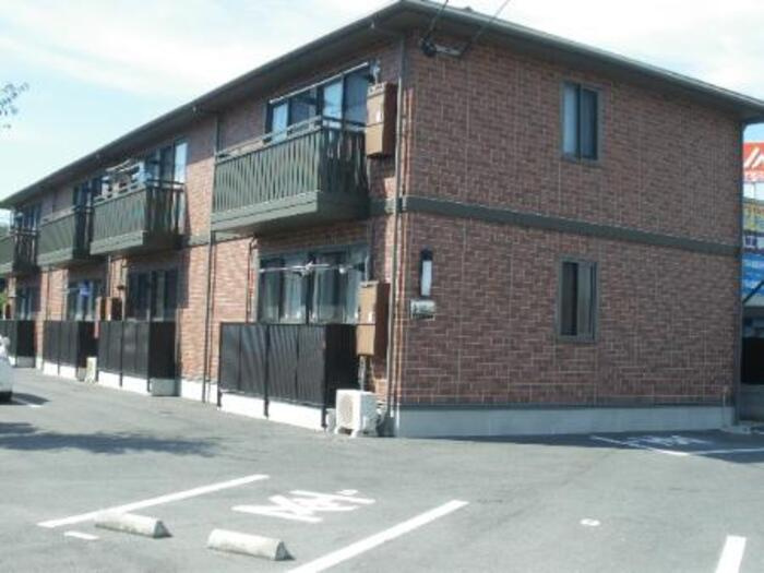 イクスピアリ ベ マーイの画像